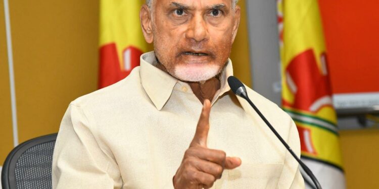 డీజీపీ… దీనికి సమాధానం చెప్పండి! : చంద్రబాబు నాయుడు