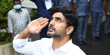 హైదరాబాద్ లోని తన నివాస గృహంలో స్వాతంత్ర్య దినోత్సవ వేడుకలు