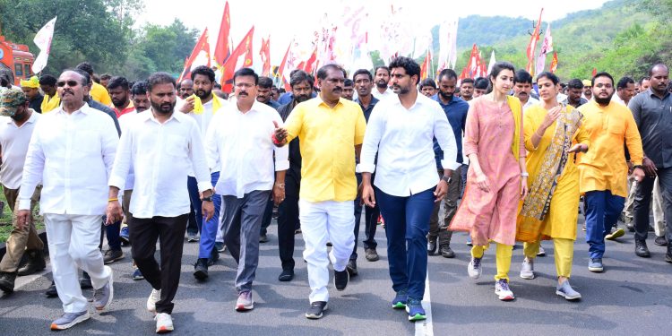 yuvagalam-Tuni-payakaraopeta