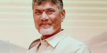 యువగళం నవశకం సభలో పాల్గొనడానికి విశాఖ చేరుకున్న టీడీపీ అధినేత నారా చంద్రబాబునాయుడు గారు.