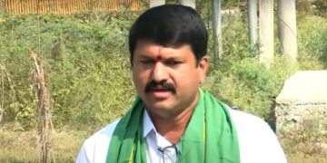 ఆక్వారైతులపై విద్యుత్‌ ఛార్జీల భారం: మంతెన రామరాజు