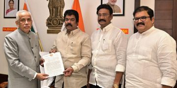 వైసీపీ నీడలో ఎర్ర మాఫియా