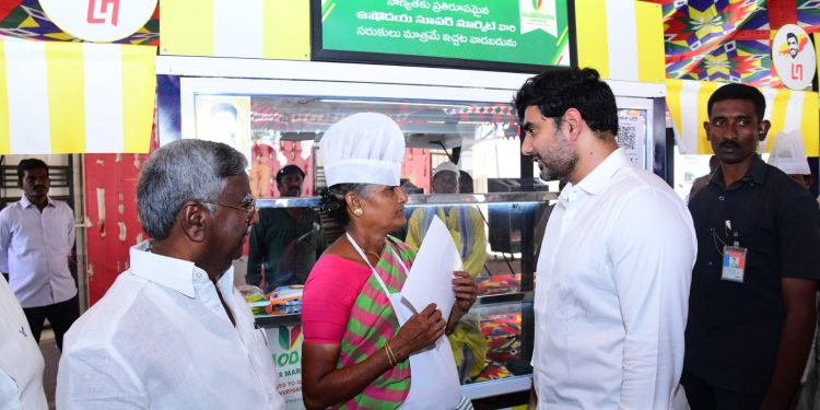 సూపర్‌ 6 పథకాల ప్రచారం ప్రతి గడపను తాకాలి