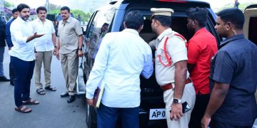 ఒకే రోజు రెండు సార్లు లోకేష్‌ కాన్వాయ్‌ తనిఖీ