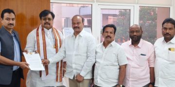 రేణిగుంట గోదాముల నిగ్గు తేల్చండి