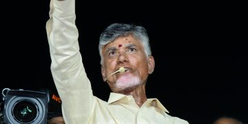 బూతులు.. దాడులు.. జగన్‌!