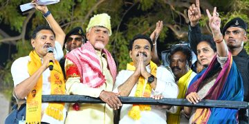 పింఛన్ల పంపిణీలో ప్రభుత్వం కుట్ర!!