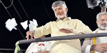 ప్రశాంతమైన గోదావరి జిల్లాలను పులివెందుల్లా మార్చారు