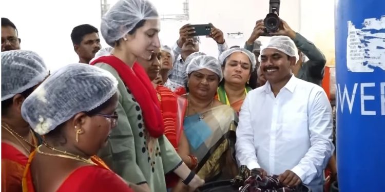 మంగళగిరిని గోల్డ్ హబ్ గా తయారుచేస్తాం