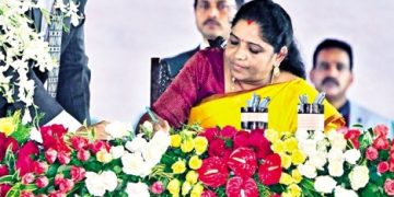 బాధ్యతలు స్వీకరించిన మంత్రి గుమ్మిడి సంధ్యారాణి