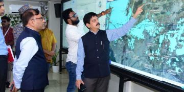 కదిలిన కేంద్రబృందం