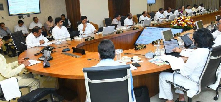 ఉద్యోగ కల్పనే ప్రథమ లక్ష్యం