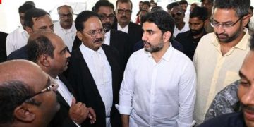 సాక్షిపై పరువు నష్టం కేసు