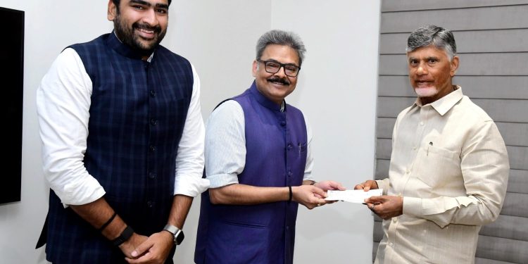 ఏపీలో రూ.300 కోట్ల పెట్టుబడులకు 3 ఎఫ్ ఆయిల్పామ్ కంపెనీ ఆసక్తి