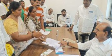 యువగళంలో లోకేష్‌ను కలిశామని కక్షగట్టారు..