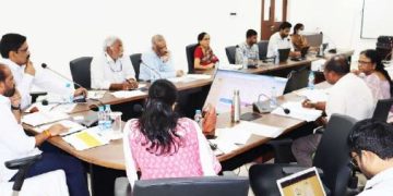 వైద్య సిబ్బంది పనివేళలు పాటించాల్సిందే