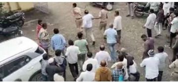 ఎంపీడీవోపై మూకుమ్మడి దాడి