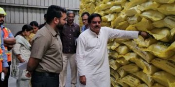 రేషన్‌ బియ్యం మాఫియాపై ఉక్కుపాదం