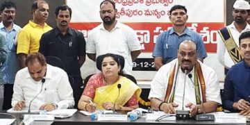 రెండేళ్లల్లో అన్ని గ్రామాలకు రహదారి సౌకర్యం