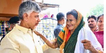 పేదల గుండె చప్పుడు చంద్రన్న!