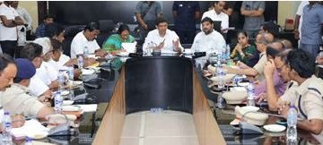 ఎమ్మెల్సీ అభ్యర్థి ఆలపాటిని గెలిపించాలి