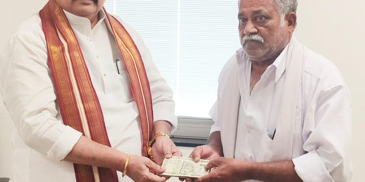 సీనియర్‌ టీడీపీ నేతకు పార్టీ తరపున సాయం