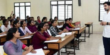 మీరు వచ్చాకే..టెన్షన్‌ ఫ్రీ ఎడ్యుకేషన్‌