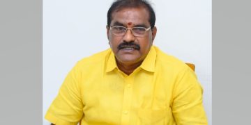 సిగ్గు లేకుండా వంశీకి వత్తాసా?