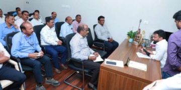 సమస్యలకు త్వరితగతిన పరిష్కారం