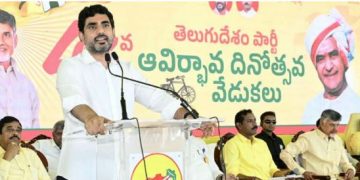 ఎత్తిన పసుపు జెండా దించని సైన్యమే మన బలం!