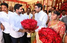 మంత్రి నిమ్మల కుమార్తె నిశ్చితార్థ వేడుక హాజరైన మంత్రి లోకేష్‌