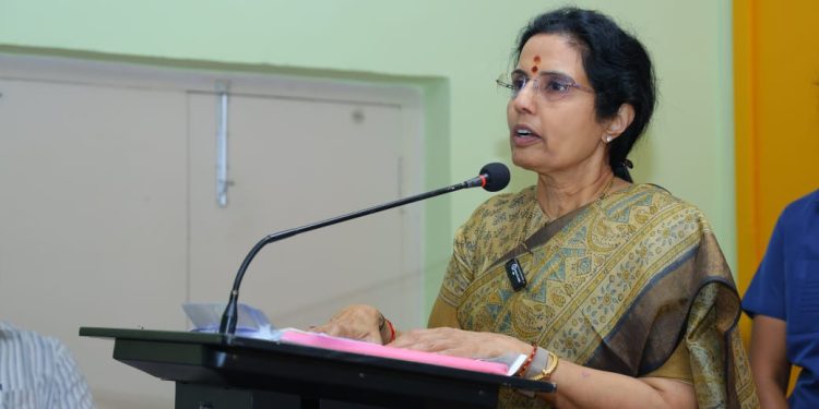 యువతే.. భారత భవిష్యత్‌!