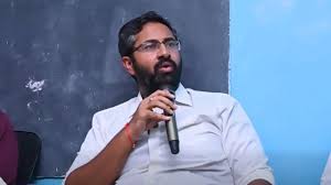 రాష్ట్రాభివృద్ధికి అడ్డుగా వైసీపీ