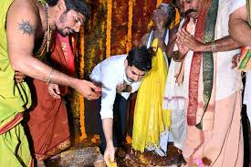 కుంచనపల్లిలో శ్రీకాశీ విశ్వేశ్వరస్వామి ఆలయ పునఃనిర్మాణ శంకుస్థాపన మహోత్సవం