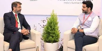 అమరావతితో ఫుట్బాల్ స్టేడియం