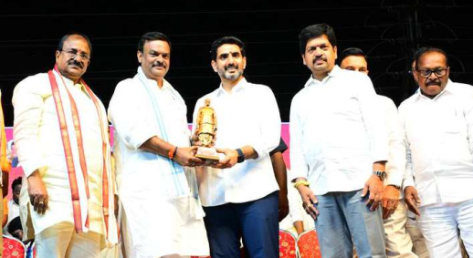 జీవితాన్నే దేశానికి అంకితం చేసిన..గొప్పనేత వాజ్పేయి