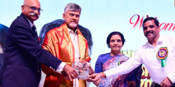 నాడు రాజకీయ తరగతులు..నేడు విద్యా బుద్దులు