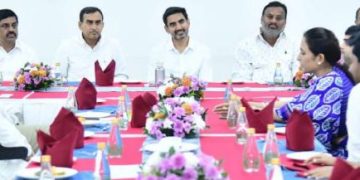 ఆత్మీయ వారధి..ఆతిథ్య సారథి లోకేష్