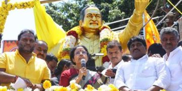 ప్రజల గుండెల్లో ఎన్టీఆర్ పదిలం