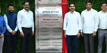 20 లక్షల ఉద్యోగాలే లక్ష్యం