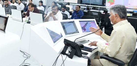 అధికారుల పనితీరును ఇకపై నేరుగా ప్రజలకే చెబుతా