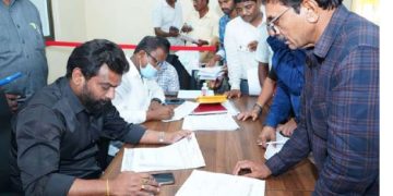 రీ సర్వే మాటున వైసీపీ నేతల భూ దందా