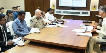ఇన్‌ఫ్రా ప్రాజెక్టుల పూర్తికి కాల పరిమితిని నిర్దేశించండి