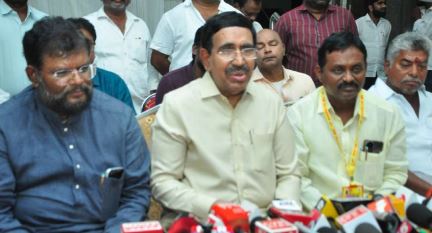 ఇంటి పండుగలా మహానాడు