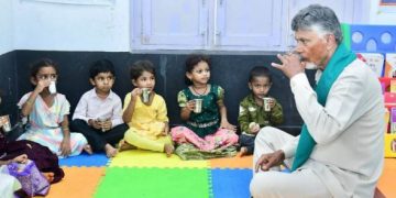 అంగన్వాడీ కేంద్రానికి ఇండక్షన్ స్టవ్ లు