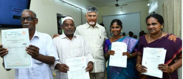 భూ సమస్యలకు అక్కడికక్కడే పరిష్కారం