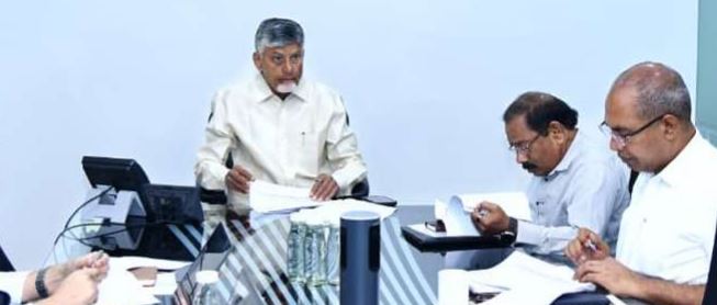 అక్టోబరు 1న కరువు మండలాలు ప్రకటించాలి