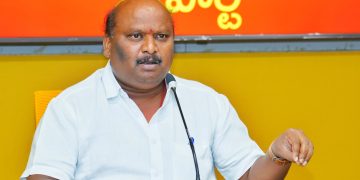 పుంగనూరులో పెద్దిరెడ్డి కుటుంబం రౌడీయిజానికి కాలం చెల్లింది